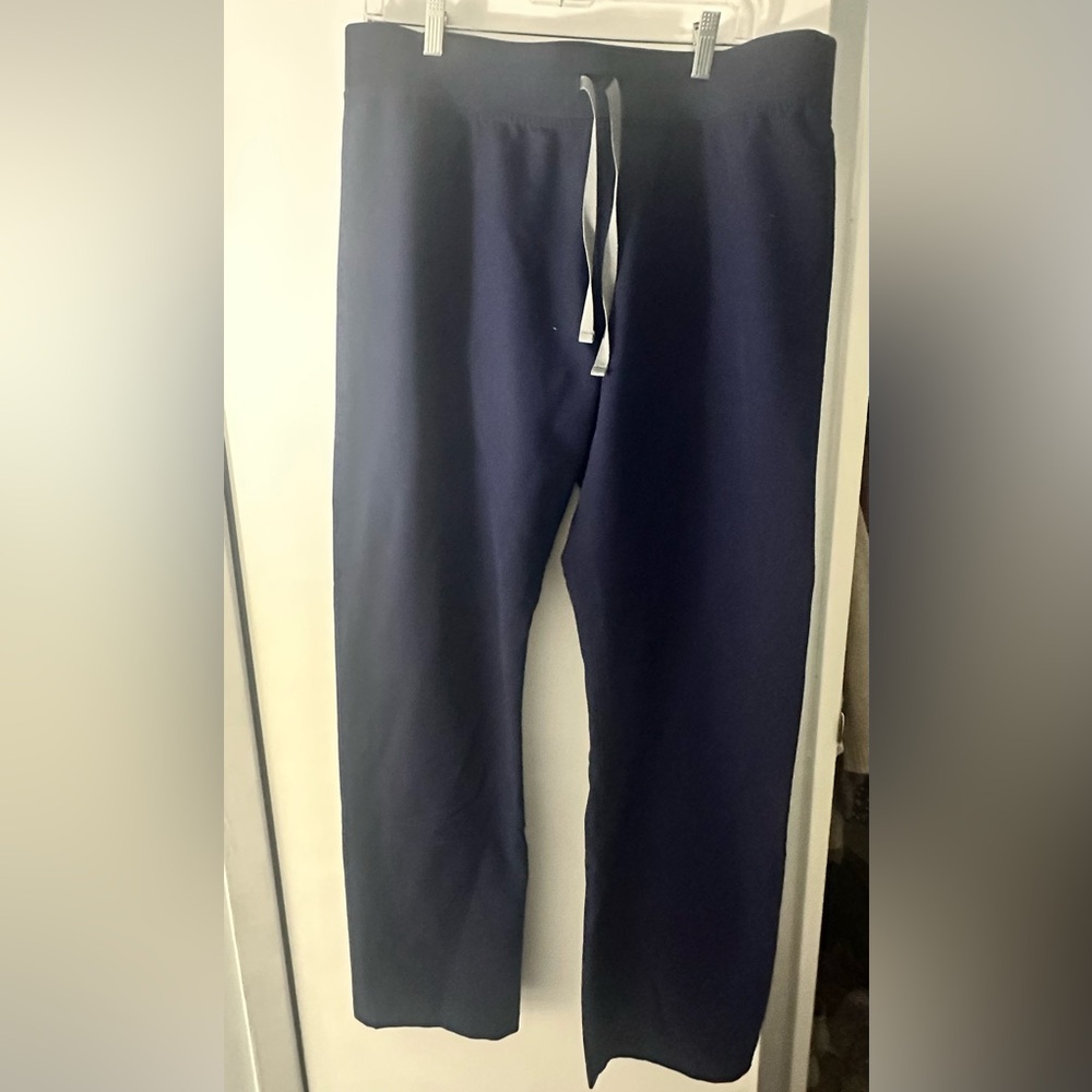 Figs navy scrubs size Tall large